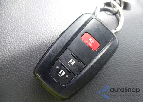 2021 Toyota Rav4 Xle из США, поврежденный, VIN 2T3P1RFV3MW230099